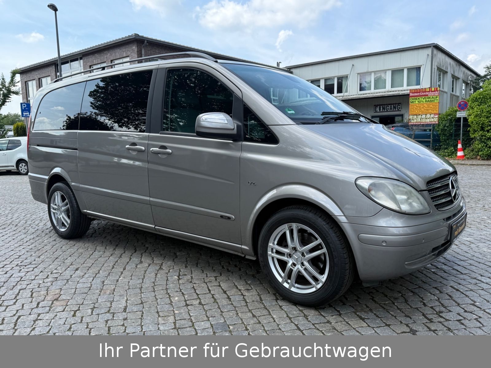 Mercedes Mercedes-Benz Viano 3.0 CDI lang Edition Autm. Nav