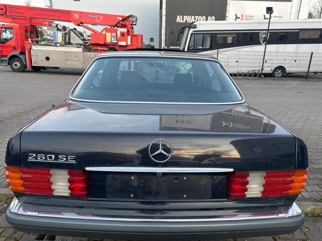 Mercedes-Benz S 260