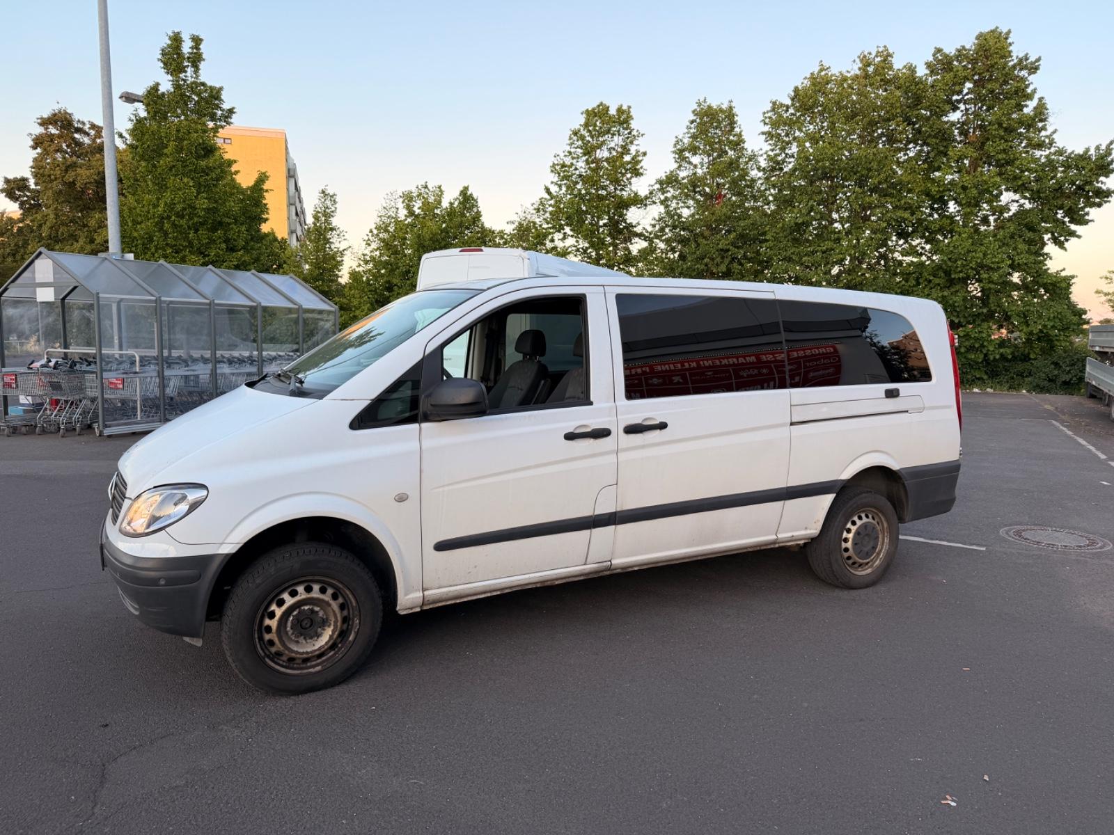 Mercedes-Benz Vito 115 CDI 4X4 9 SITZE LANG