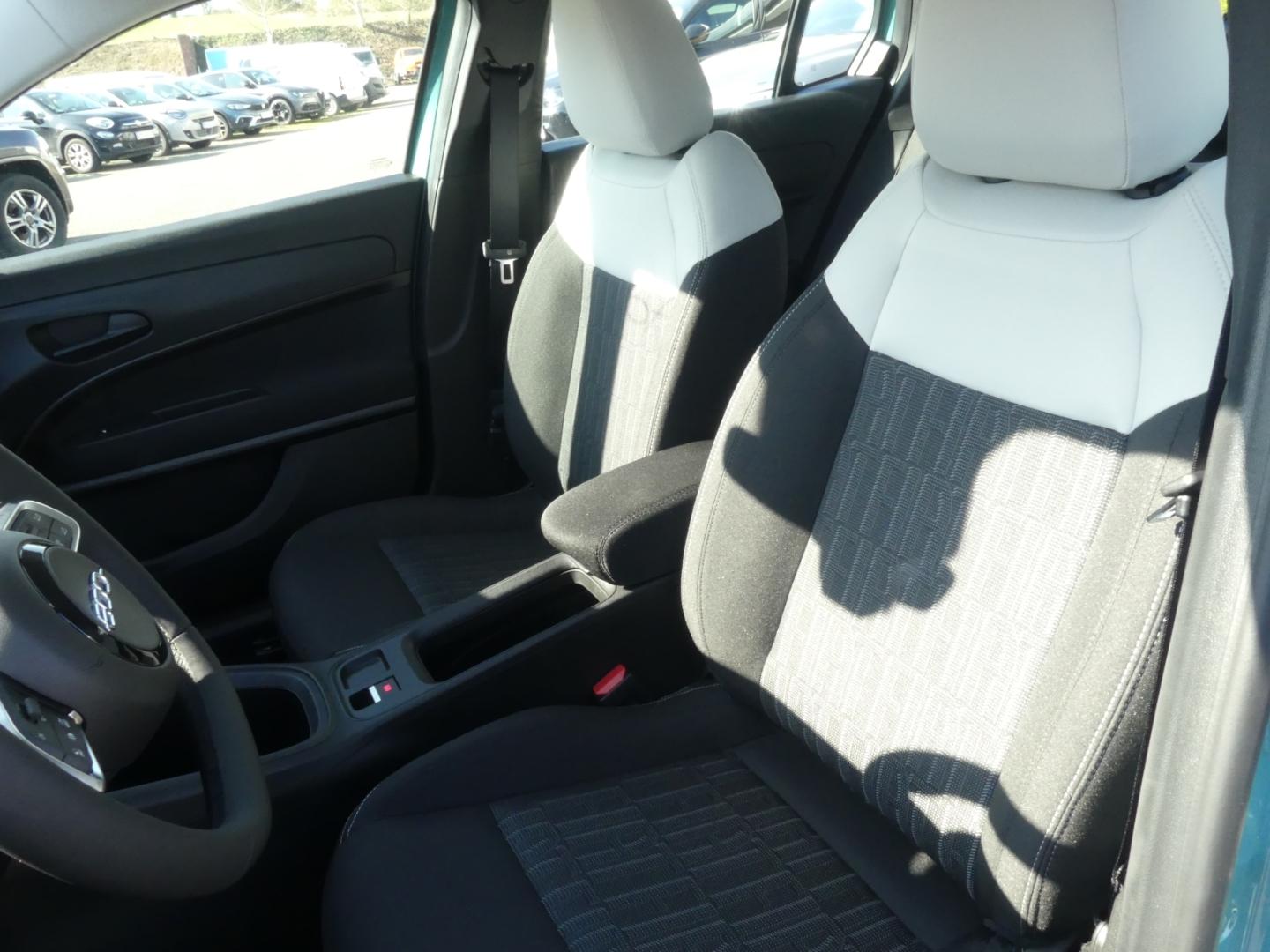 Fiat 600 HYBRID ICON 1.2 110 PS DCT6 KOMFORT NAVI KAM, миниатюра 10