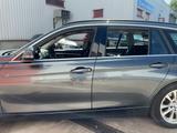 BMW 330i Touring Luxury Line Purity Auto. Luxury... - BMW 3er Reihe: Luxury Line Purity