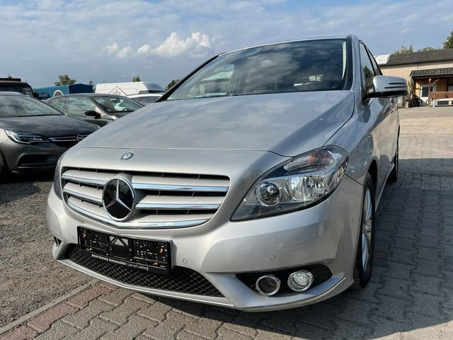 Mercedes-Benz B 180 BlueEfficie AUTOMATIK-KLIMA-NAVI-TÜV-NEU