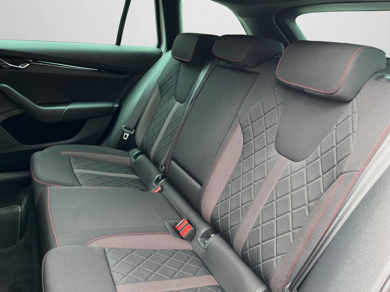 Skoda Octavia - Bild 15