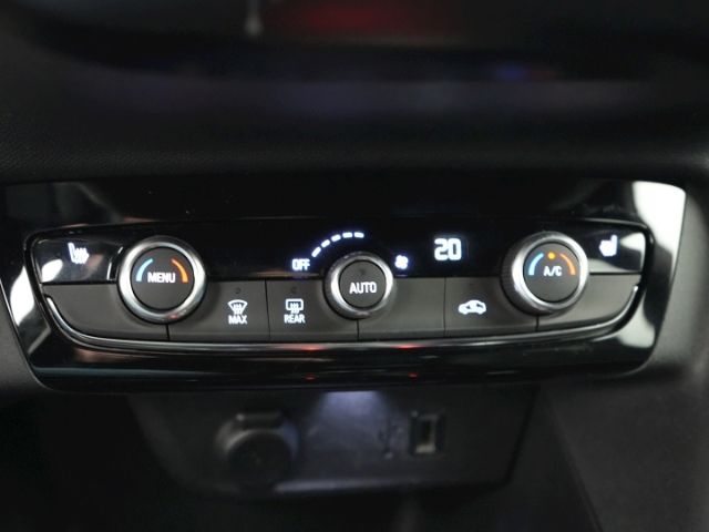 Corsa F ULTIMATE AT+LED MATRIX+NAVI+RÜCKFAHRKAME