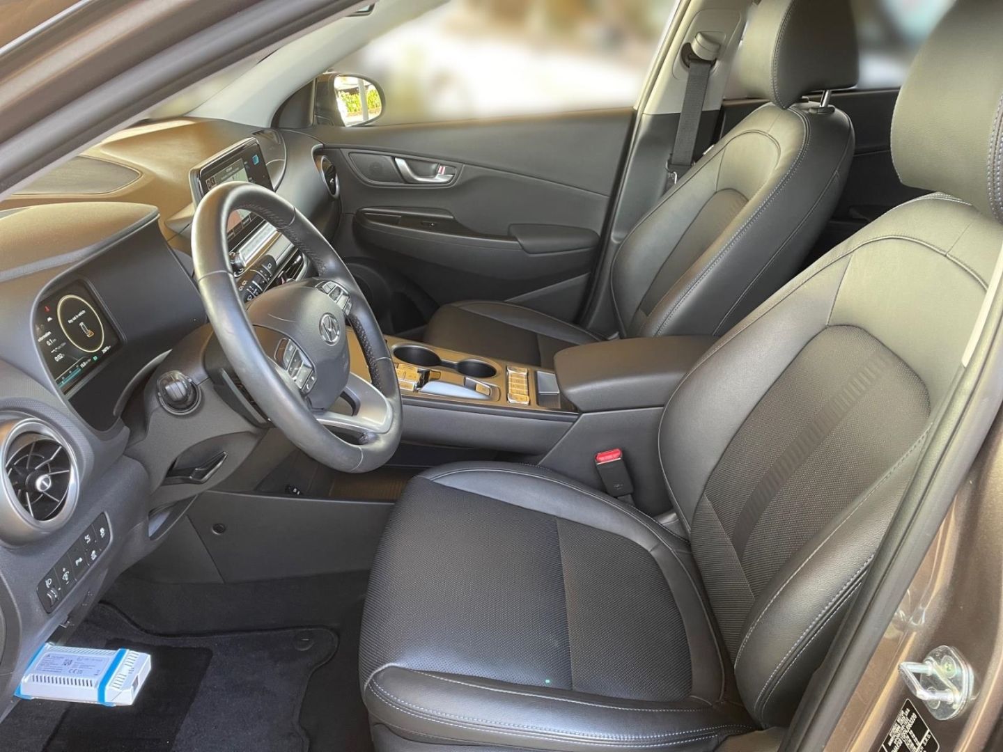 Fahrzeugabbildung Hyundai KONA Elektro 64 kWh (150 kW) Prime Sitzpaket Nav