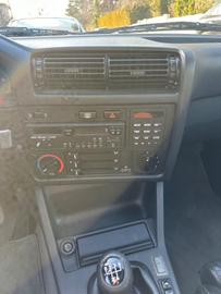 صورة مصغرة 11 لـ 1989 BMW 330