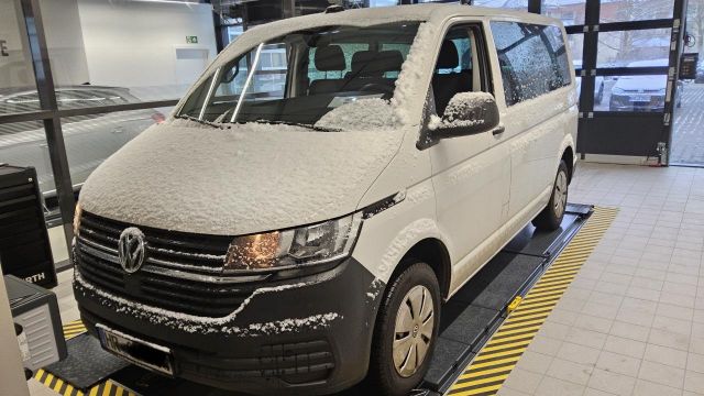 Volkswagen T6 Kombi 2.0 TDI FWD 9.Sitzer Klima 2x Heizung