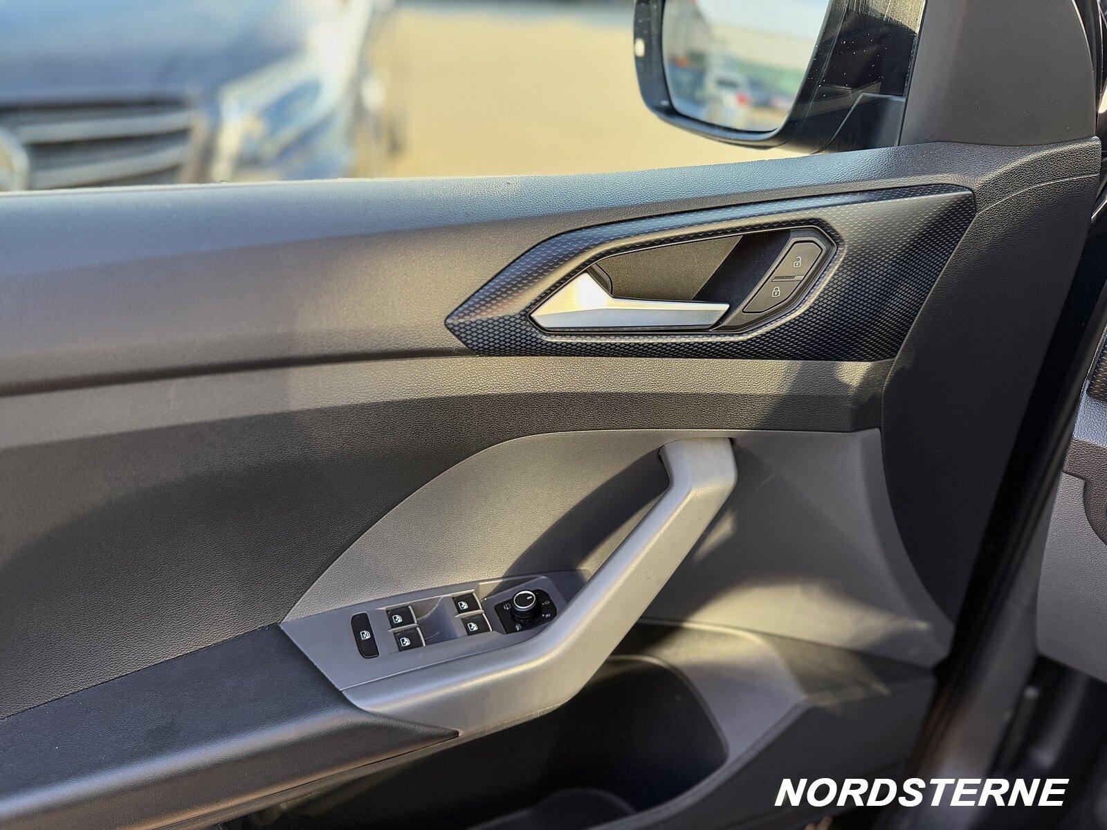 Volkswagen Automatik KLIMA NAVI RÜCKKAMERA Active Klima/BC