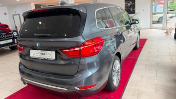 BMW 218 Gran Tourer - 8
