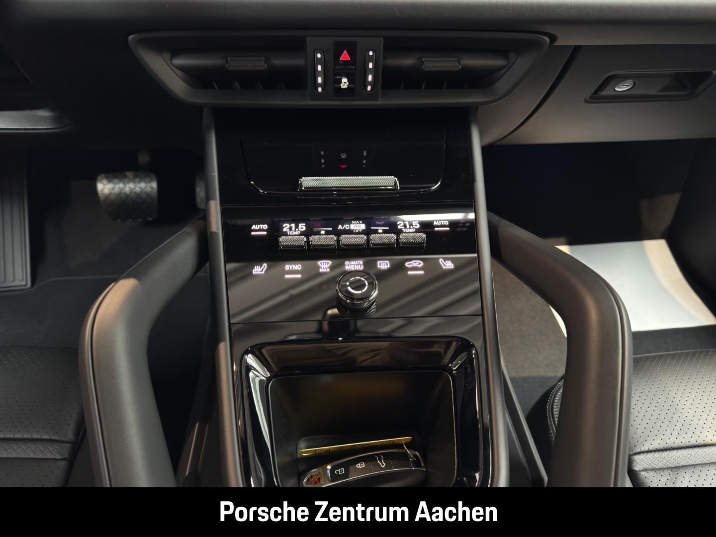 Porsche Cayenne E-Hybrid Coupe Black Edition Burmester