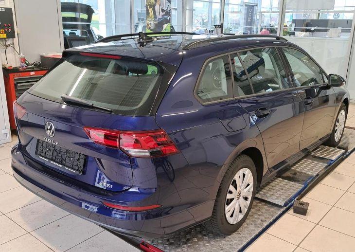 Volkswagen Golf VIII Variant 1.5 eTSI DSG Life | NAVI |