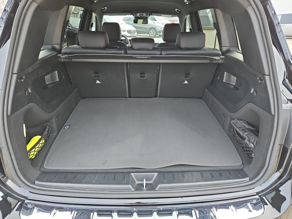 Fahrzeugabbildung Mercedes-Benz GLB 200 d +AMG+DISTRONIC+MULTIBEAM+WINTER-PAKET+