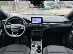 Fahrzeugabbildung Ford Focus Turnier 1.5 EcoBlue ST-Line Temp SHZ Navi