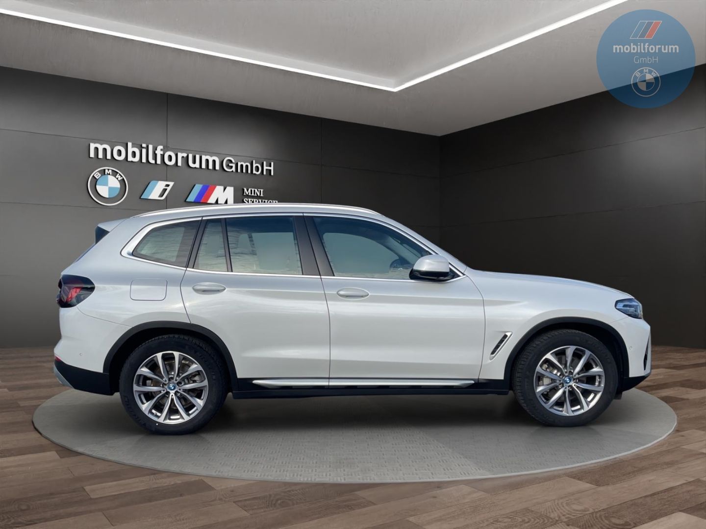 BMW X3 xDrive30e AHK HUD 360Kamera 19 Zoll LenkradHZ foto 14