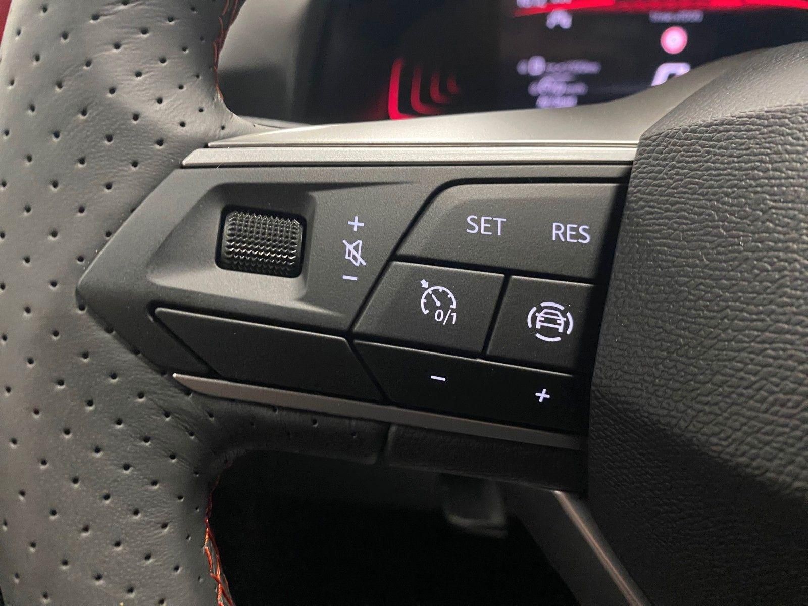 Fahrzeugabbildung SEAT Arona 1.0 TSI FR Garantie 2030+voll LED++KAMERA+