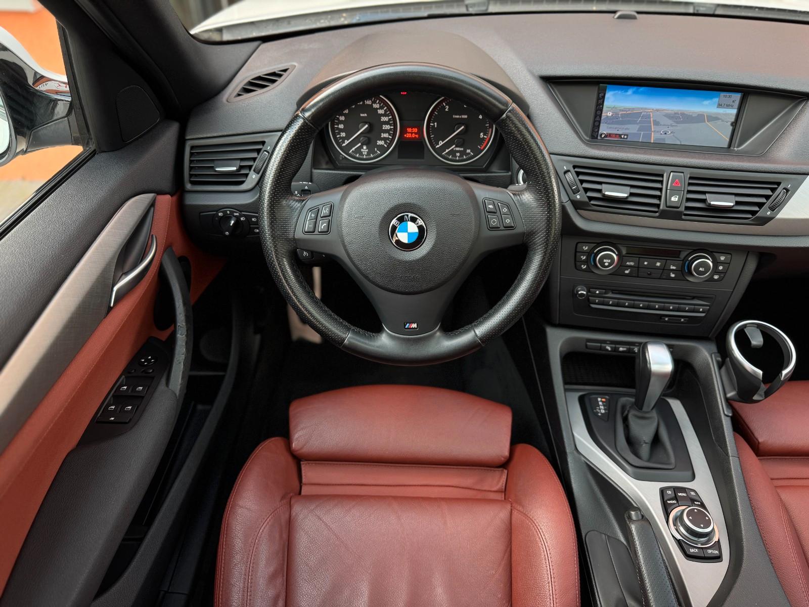BMW X1 XDRIVE 25D - 204 ch - 4X4 - BVA - ATTELAGE - TOIT PANO