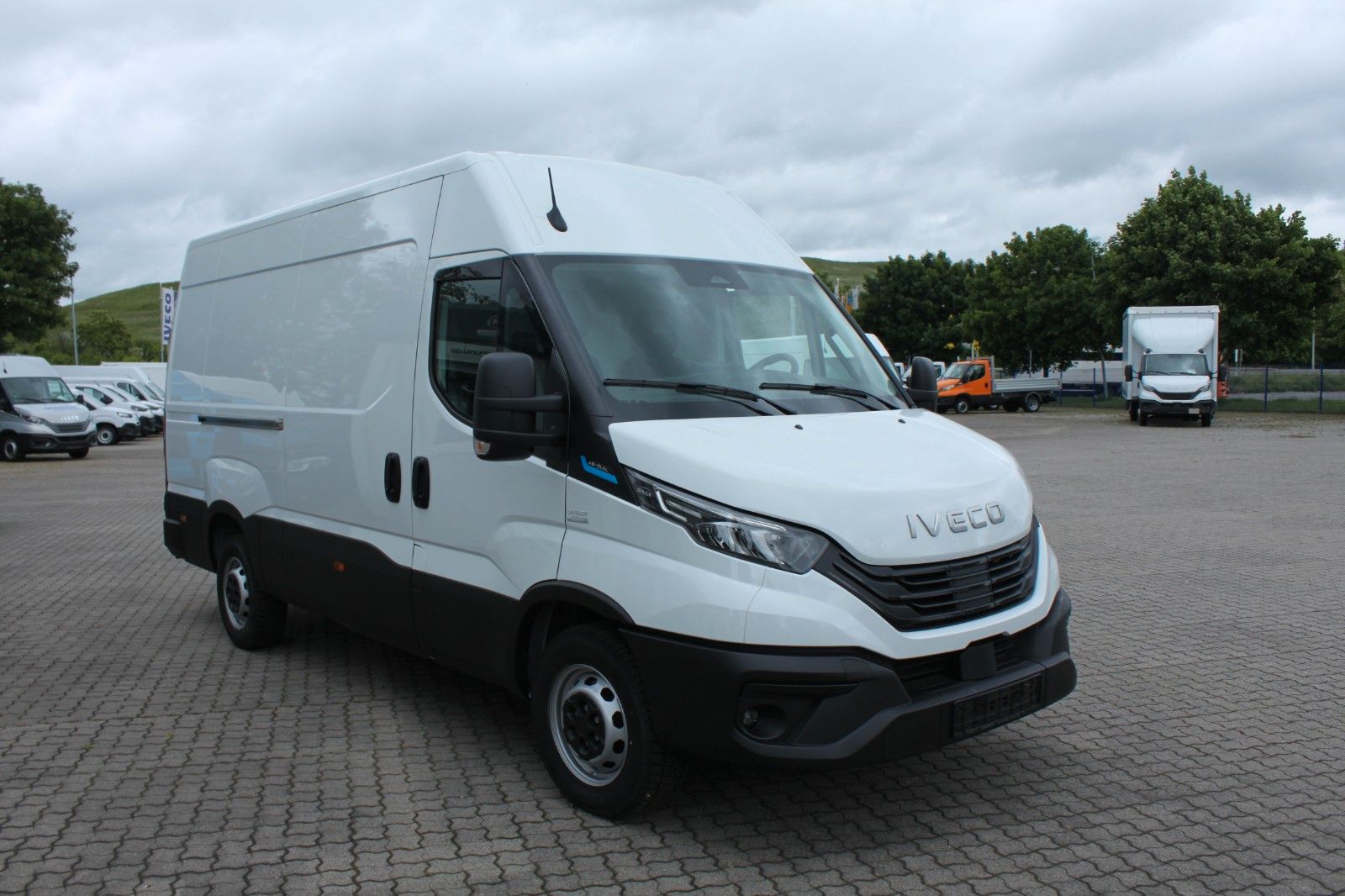 Fahrzeugabbildung Iveco e-Daily 38S14E V