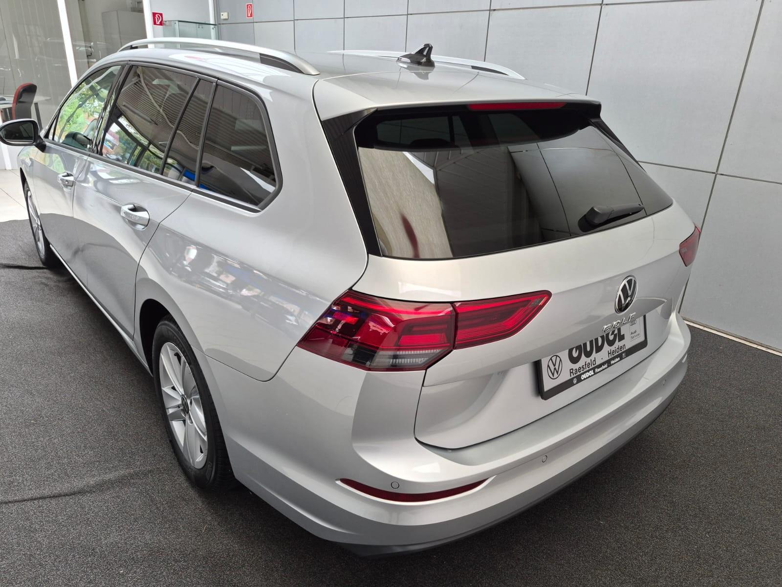 Volkswagen Golf VIII Var. Life 2.0 TDI SCR DSG AHK 1,99%*, миниатюра 7