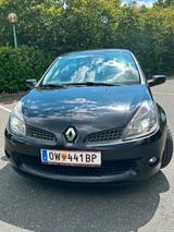 Renault Clio Renault Sport F1-Team R27 Renault Sport... - Renault Clio: Sport