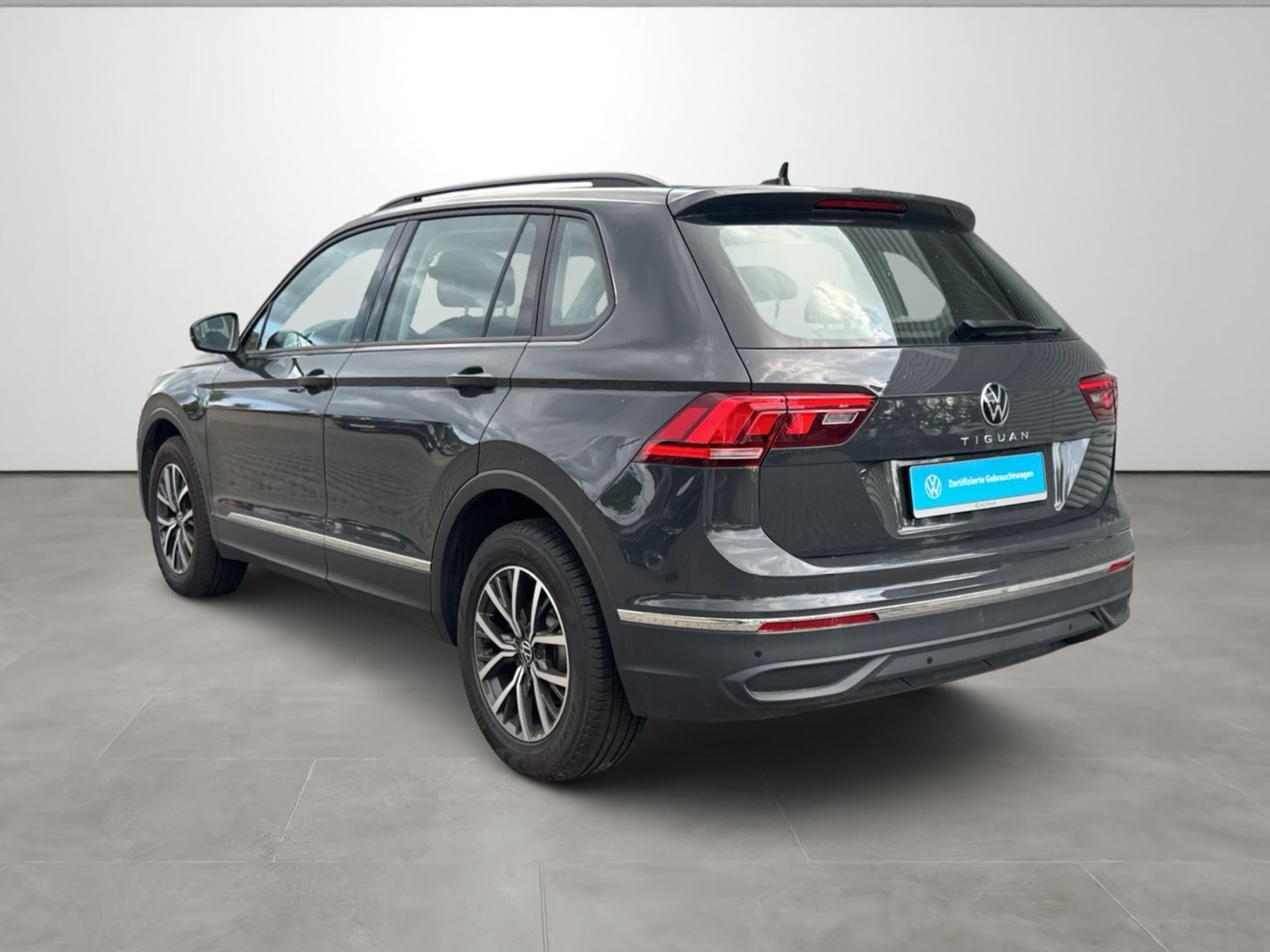 Tiguan 1.5 TSI LIFE *NAVI*LED*ACC*