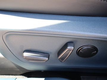 Ford Maverick Hybrid Turbo Lariat Black app. Paket