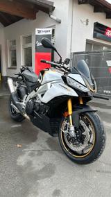 Aprilia TUONO V4 1100 FACTORY ULTRA GOLD - APRILIA NAKED BIKE