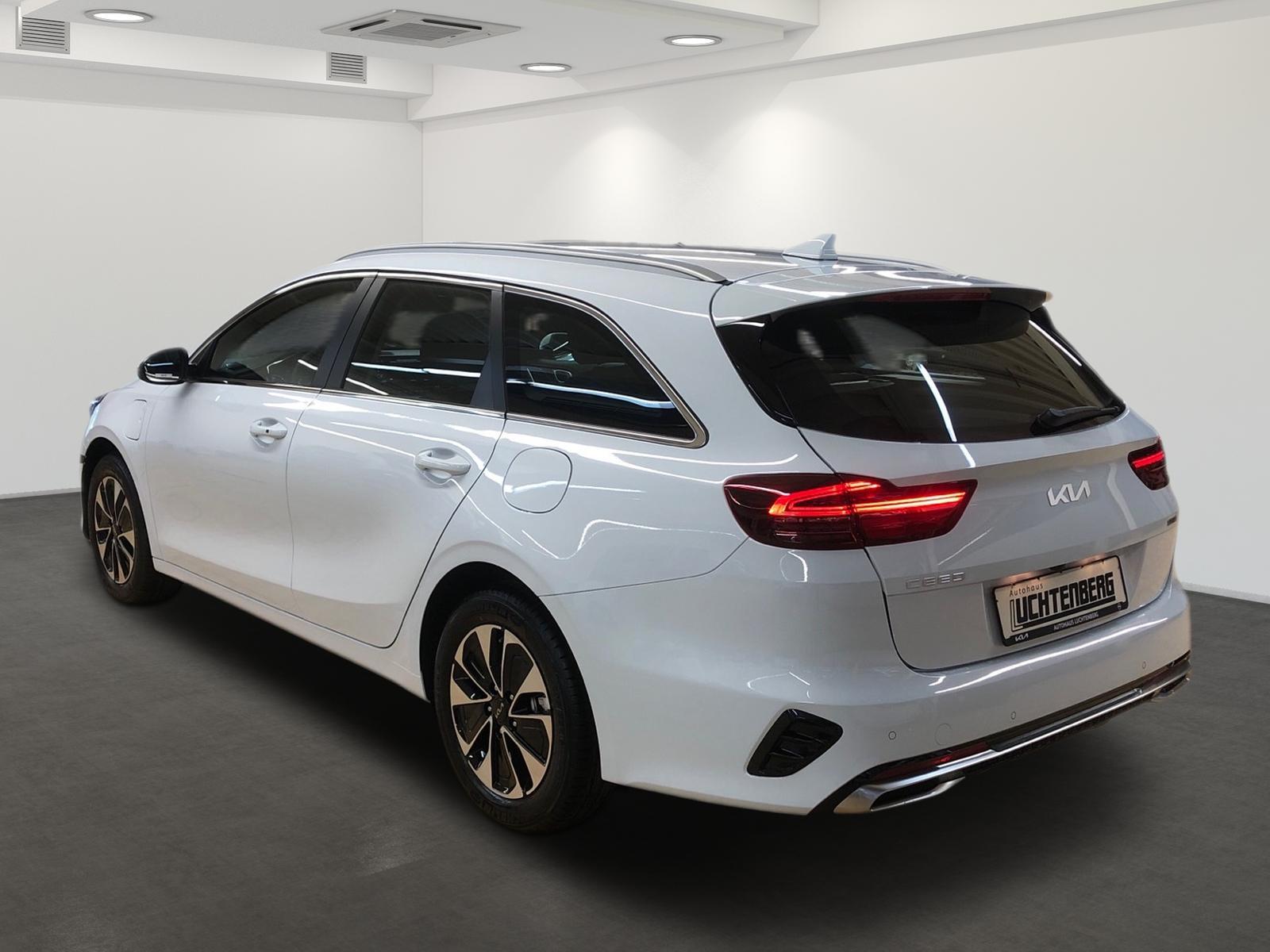 Kia CEED SPORTSWAGON 1.6 Plug-In Hybrid VISION NAVI+