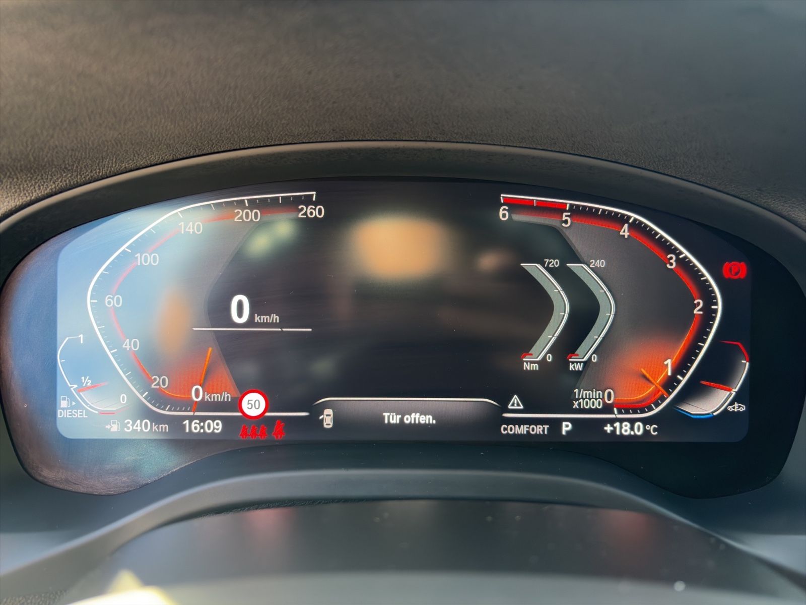 BMW X4 xDrive 30 d M Sport X AHK LED ACC PANO HUD foto 18