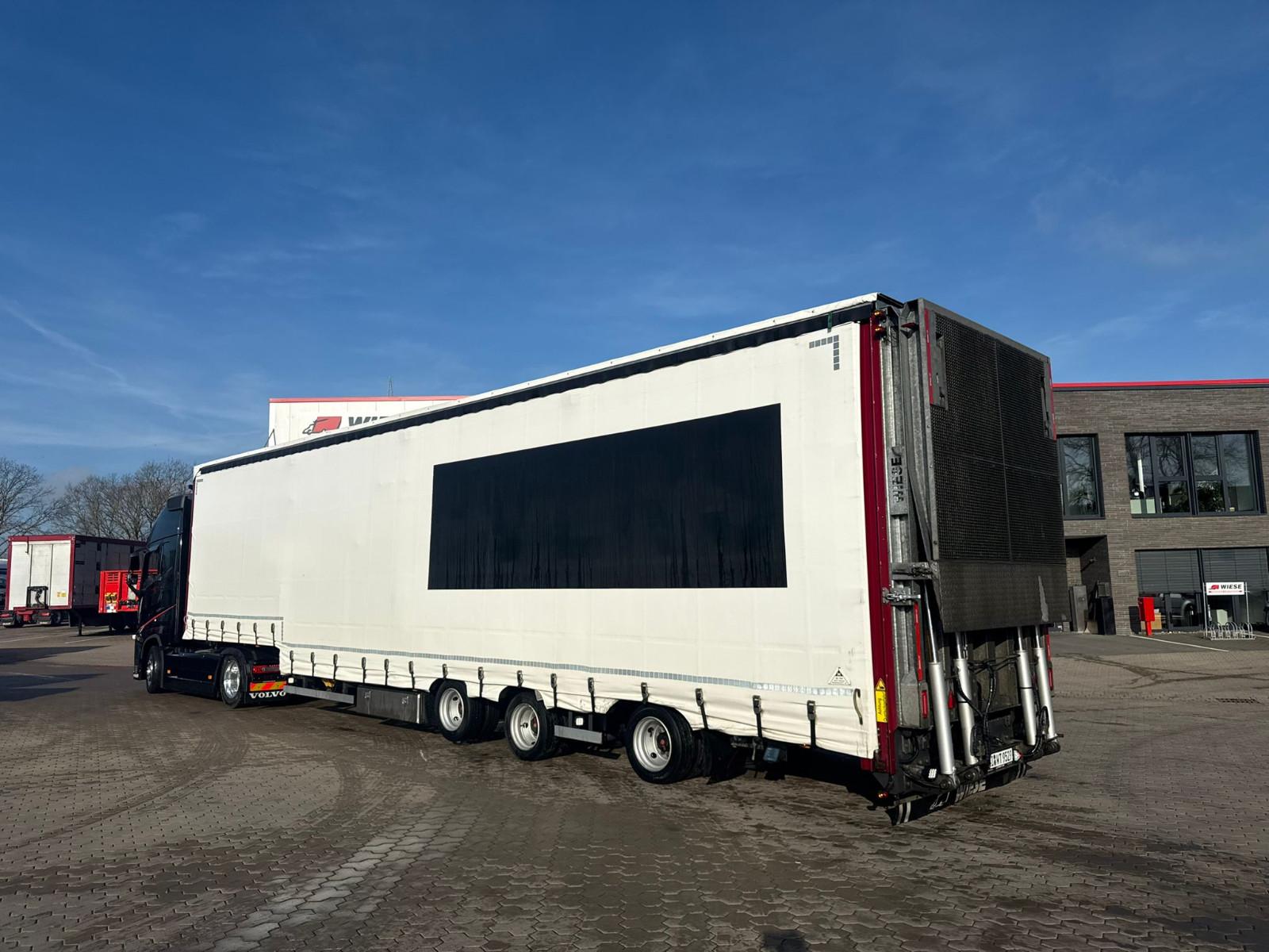 Andere Wiese 3-Achs Mega Gabelstaplertransporter Rampen