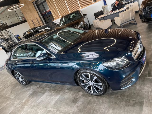 Mercedes-Benz E 350d *LED*KAMERA*NAVI*PDC*BURMESTER*CARPLAY*