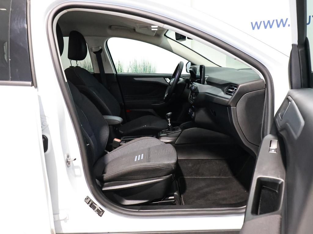 Ford Focus Active 1.0. EcoB. MildHybrid +LED+GJR