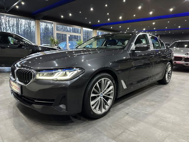 BMW 530 d xDrive /Soft-Close /Head-Up /Glasdach/ 1HA