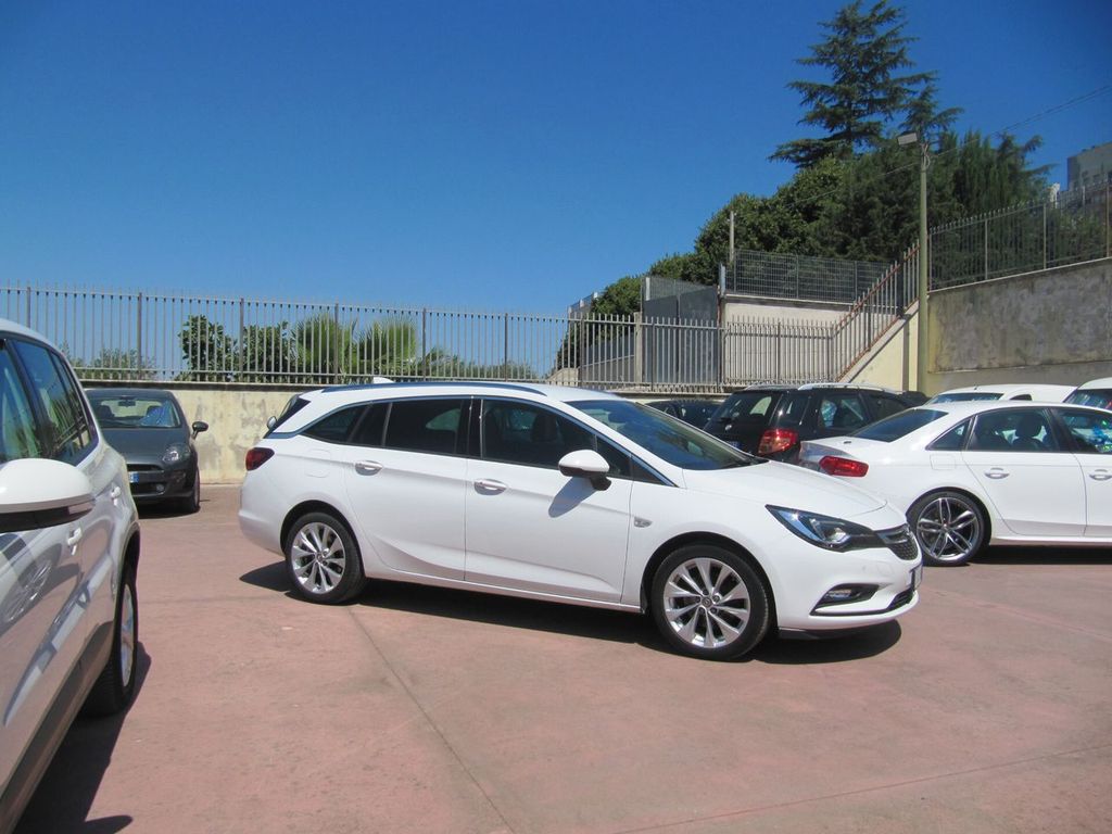 Image of Opel Astra