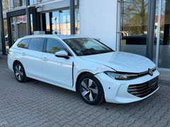 VW Passat Variant Elegance/ IQ DRIVE/ Apple CarPlay