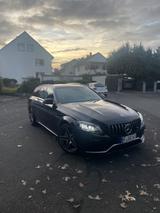 Mercedes-Benz C 63 AMG Mercedes-AMG C 63 T Mercedes-AMG - Mercedes-Benz C 63 AMG Gebrauchtwagen in Frankfurt