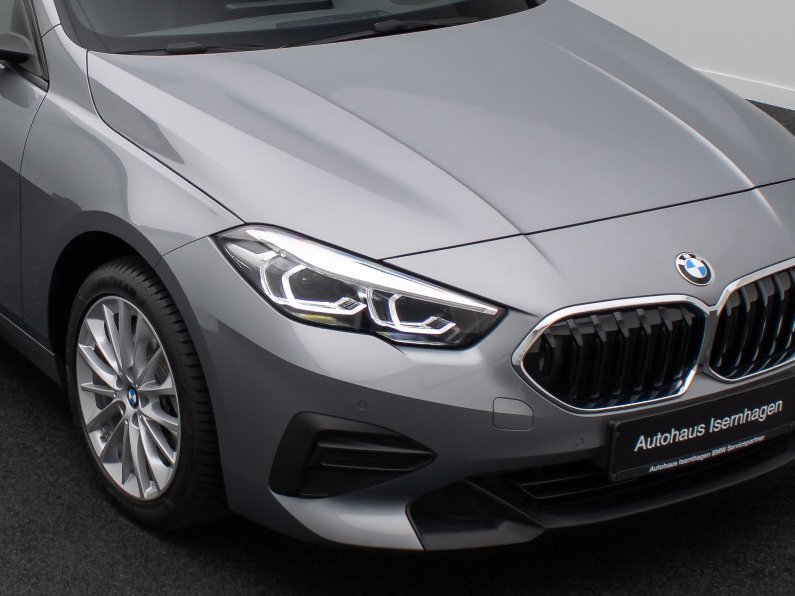 Fahrzeugabbildung BMW 220 Gran Coup&eacute; HUD DAB Sport AdaptLED PDC Leder