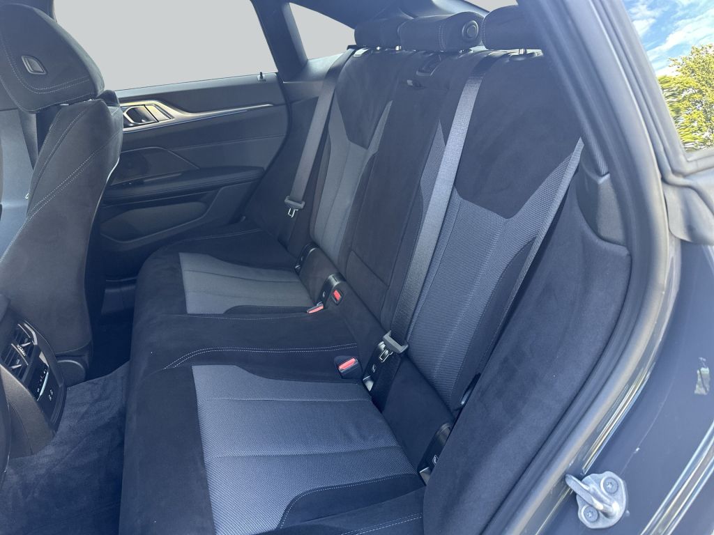BMW i4 - Bild 12