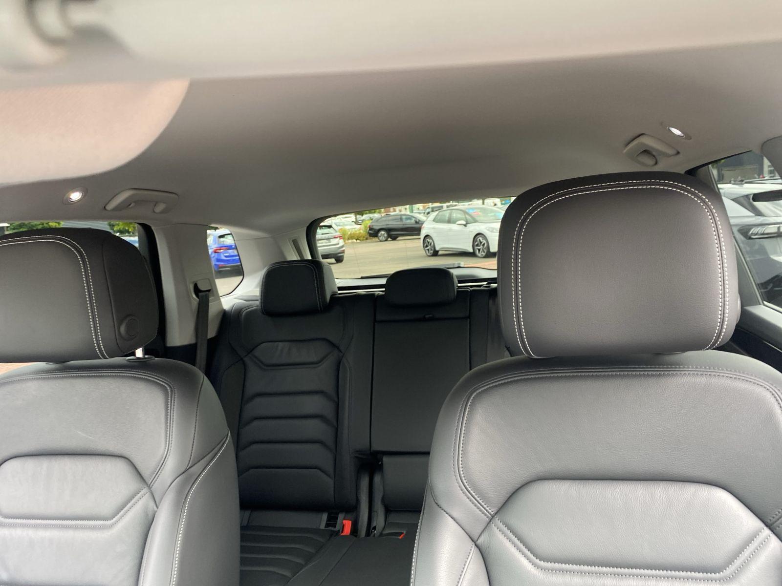 Volkswagen Touareg 3.0 TDI Navi Leder AHK ACC Luftfederung