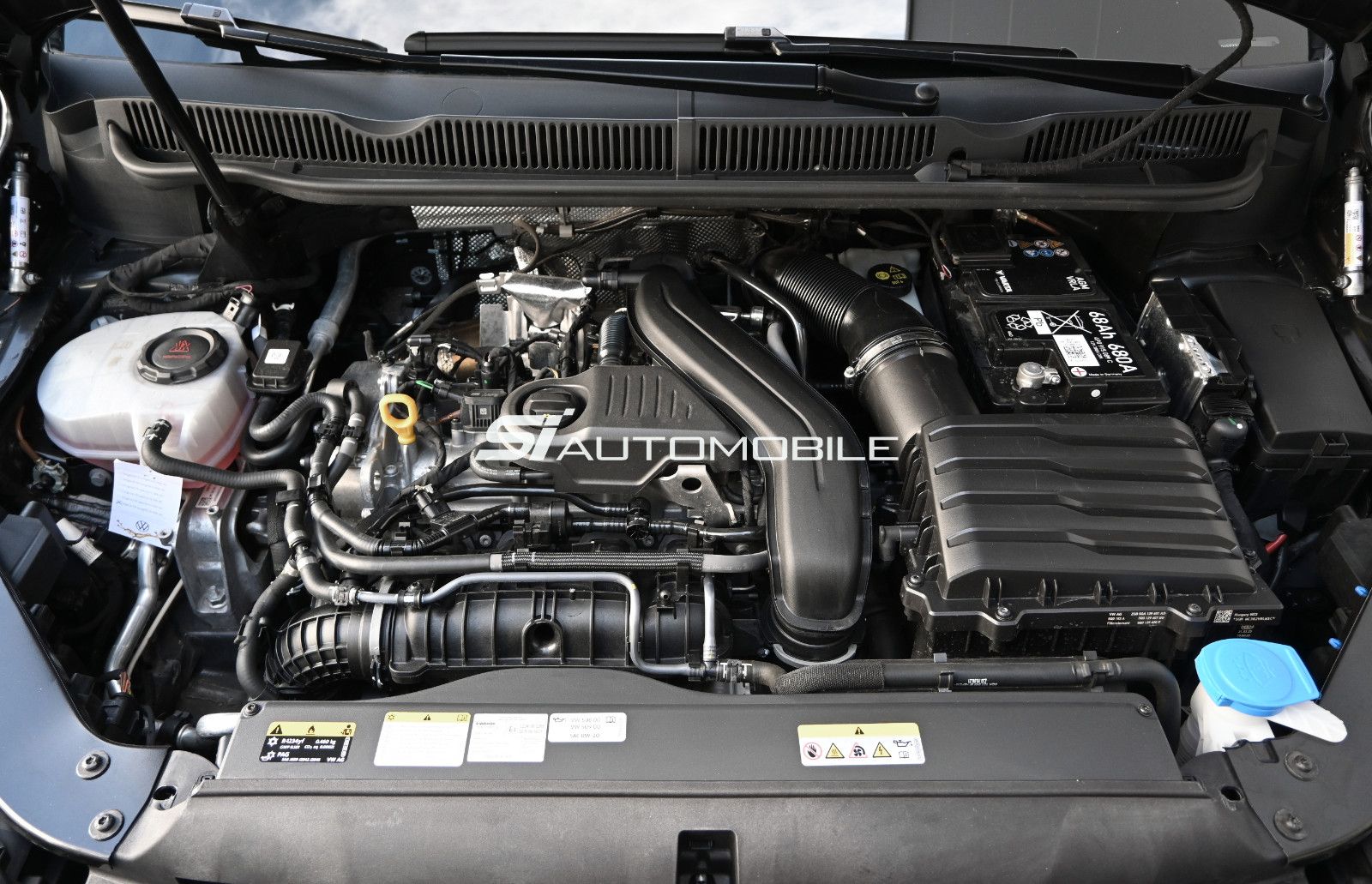 Fahrzeugabbildung Volkswagen Touran 1.5 TSI DSG °ACC°AHK°PANO°STHEIZ°MASSAGE°