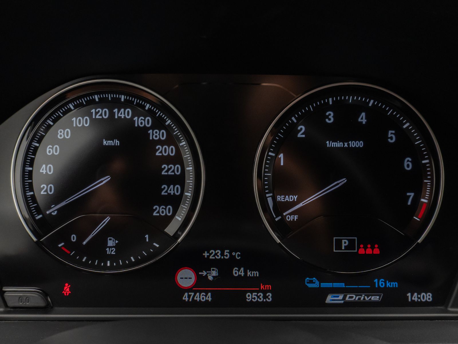 Fahrzeugabbildung BMW X1 xD25e DAB PDC Navi Lordos Geschwindigkeitsre