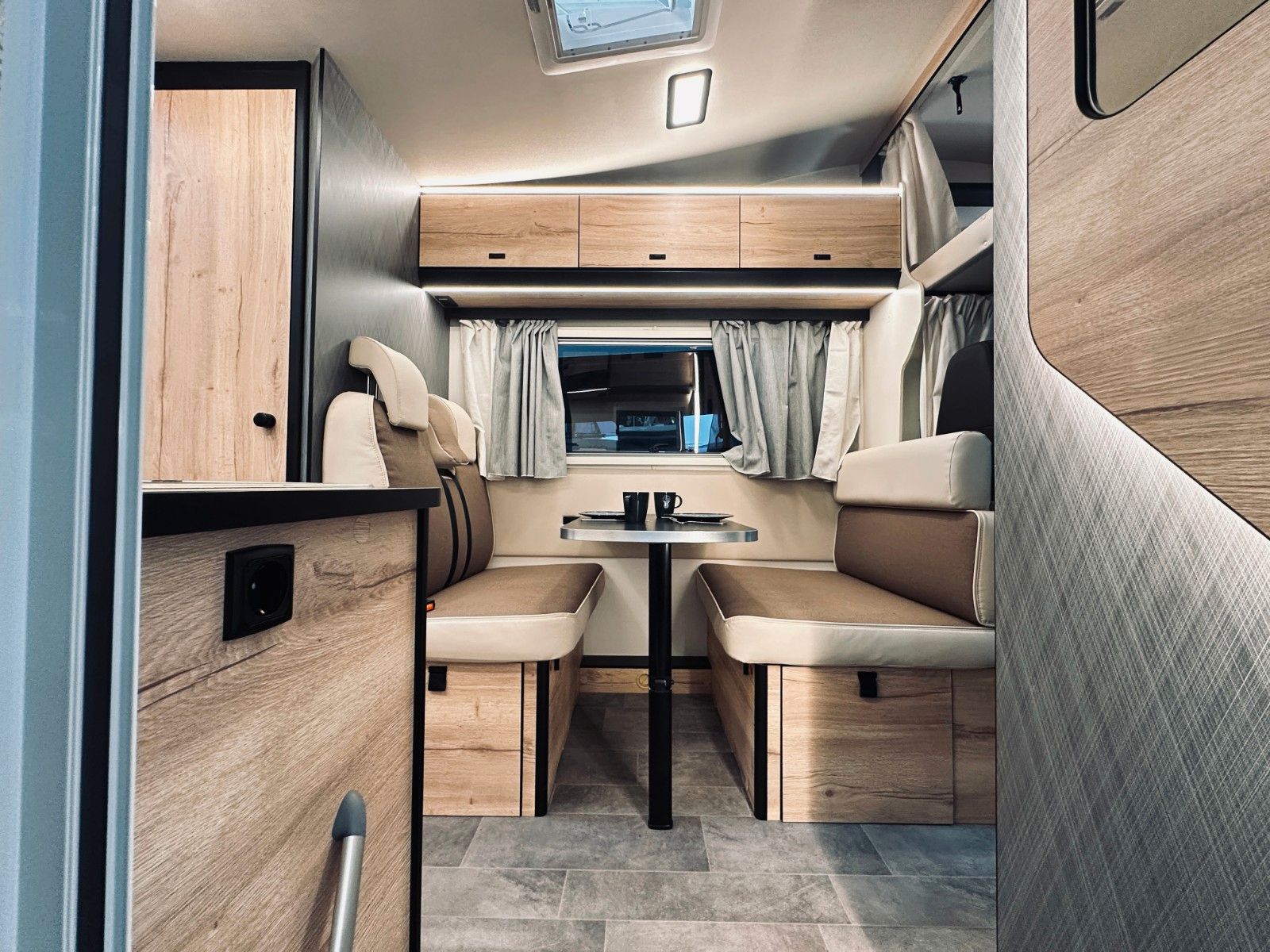 Fahrzeugabbildung XGO Dynamic 35 Modell 2026
