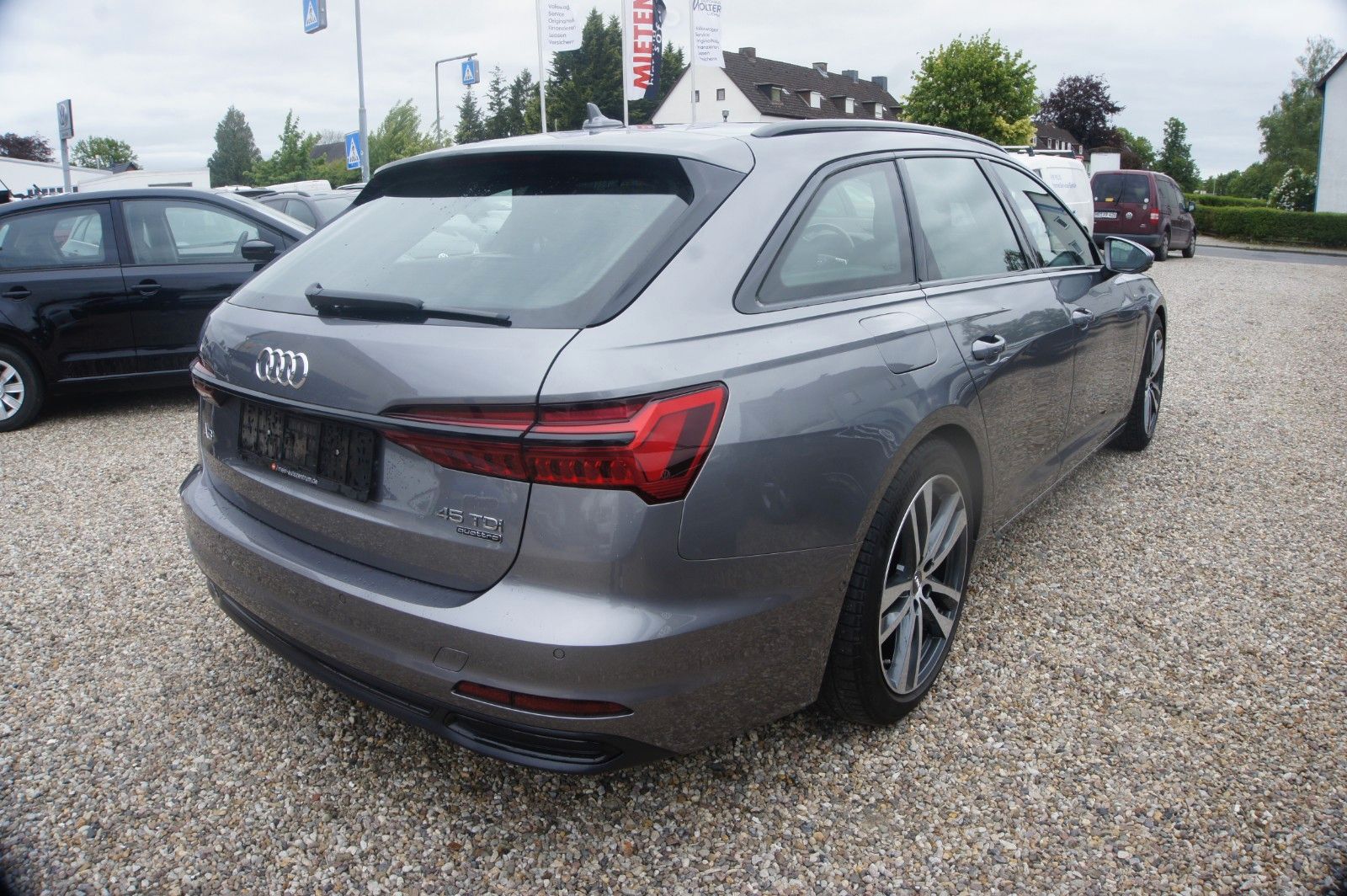 Fahrzeugabbildung Audi A6 Avant TDI Quattro Sport NAVI PDC SHZ