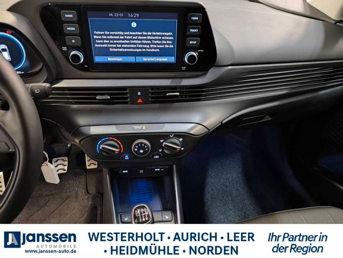 Fahrzeugabbildung Hyundai BAYON Trend,PDC hinten,Klima,Start-Stopp,Rückfa