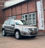 Volkswagen Tiguan 2.0 4Motion*1Hand*LEDER*R-Kamera*Panorama
