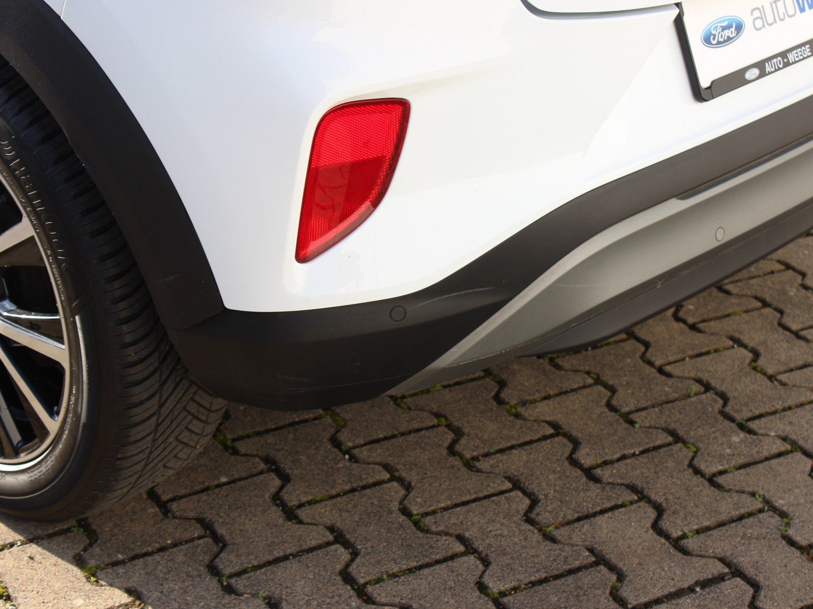 Fahrzeugabbildung Ford Puma Titanium 1,0 EcoBoost Mild Hybrid