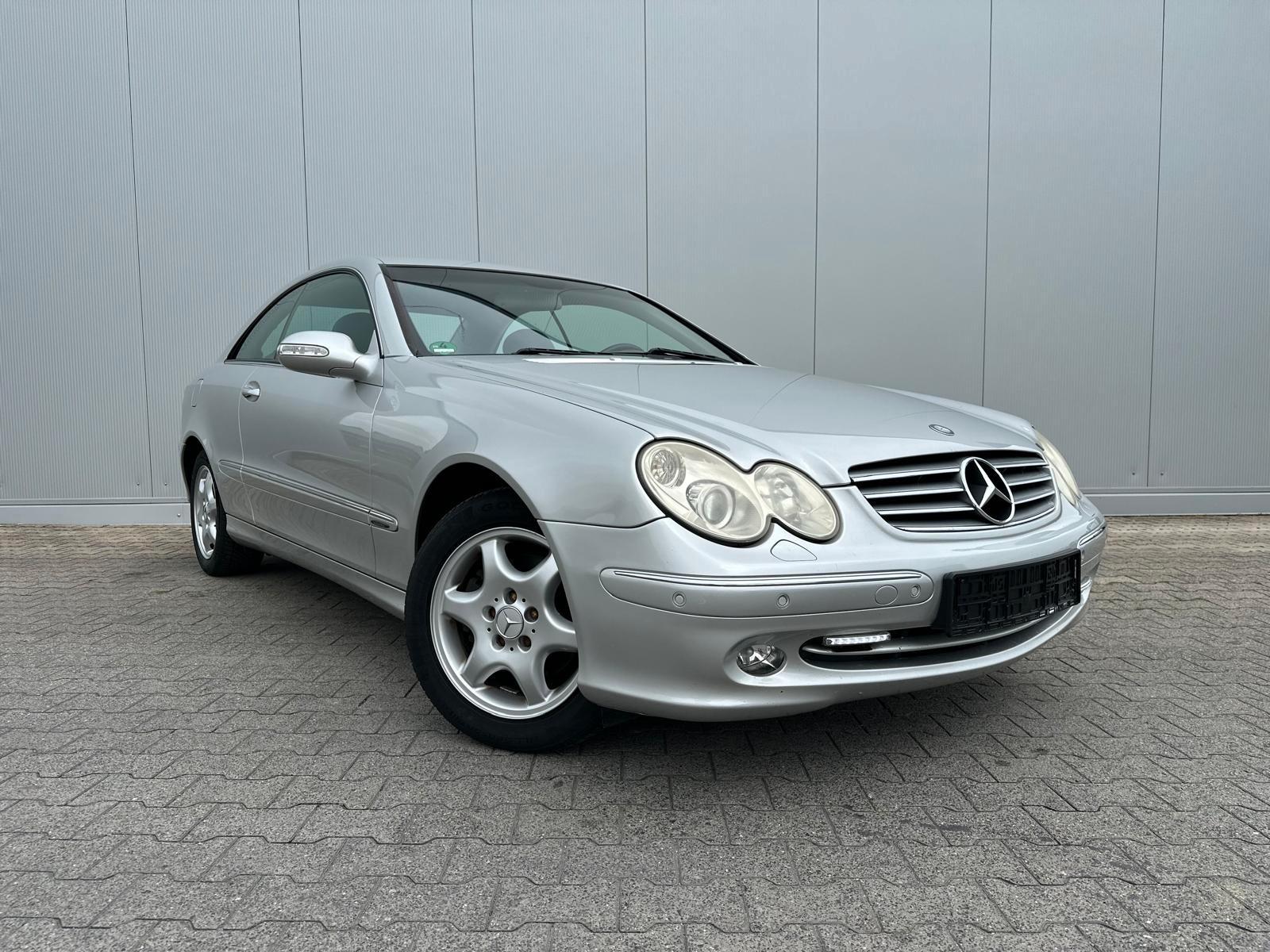 Mercedes-Benz CLK 240 ELEGANCE Navi/Bi-Xenon/PDC
