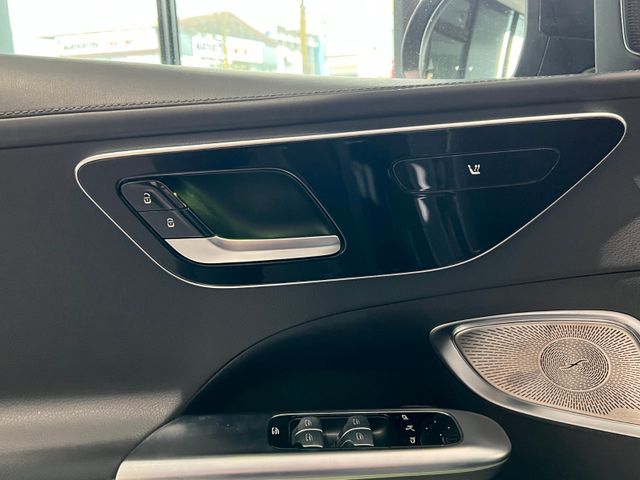 Fahrzeugabbildung Mercedes-Benz C 300 4M AMG/360°/Burmester 3D/Pano/Head-Up