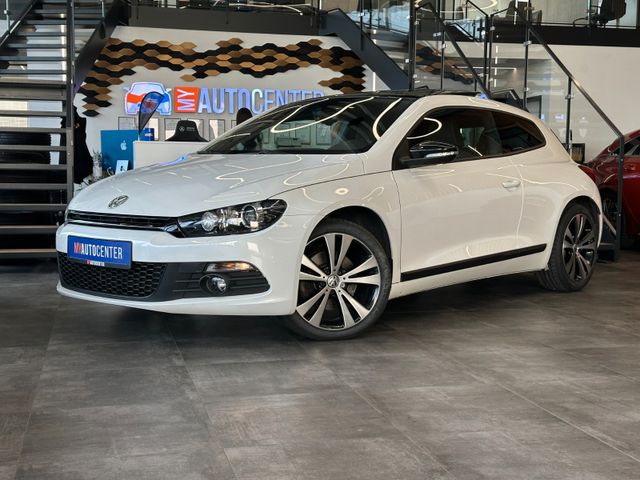 Volkswagen Scirocco *PANORAMA*NAVI*PDC*KLIMA*2-ZONEN*
