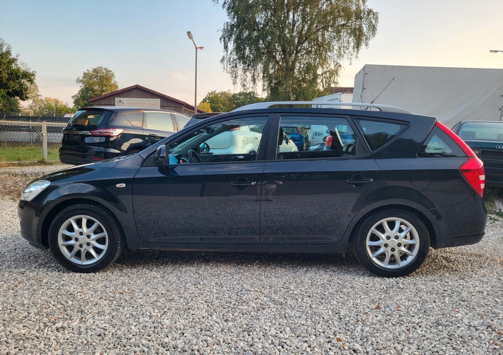 Kia Cee'd Sportswagon Schiebedach PDC Navi