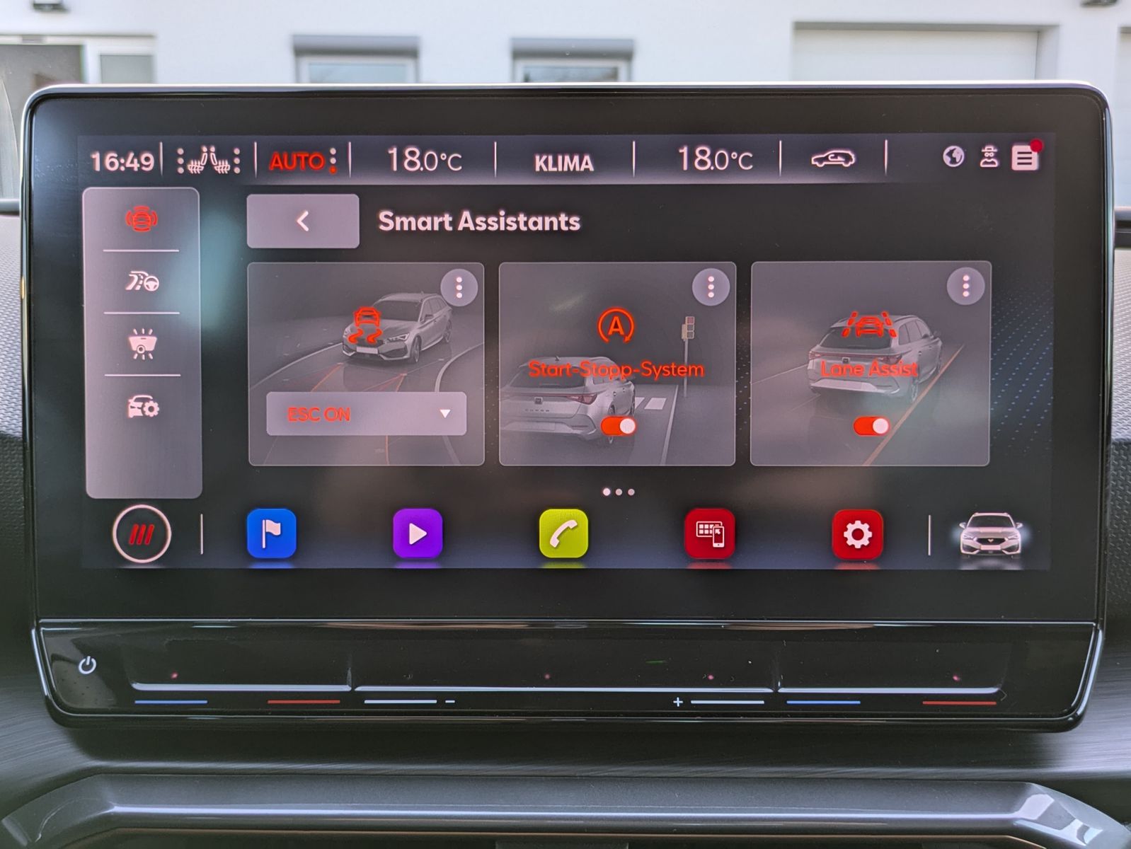 Fahrzeugabbildung CUPRA Leon 1.5 eTSI DSG MATRIX-LED*ACC*APP*KAMERA*18"